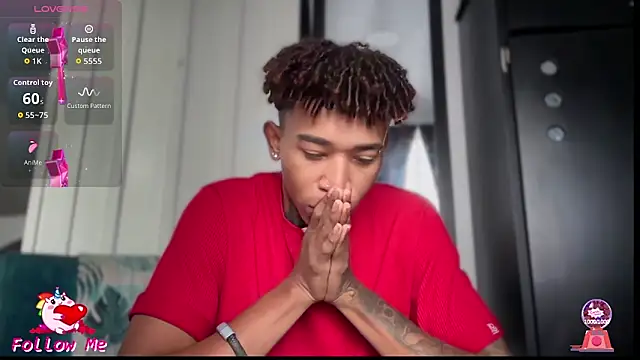 sexy blacks  online show from 11/18/25, 12:20