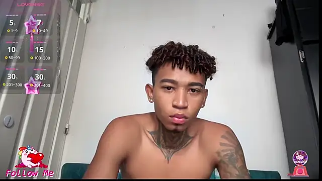 sexy blacks  online show from 11/25/25, 12:16