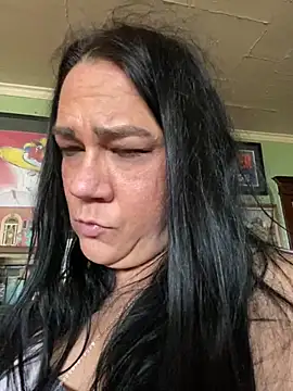 Snapshot of sexyasscougar chatting on 12/17/24, 07:04 sexyasscougar online show from 12/17/24, 07:04