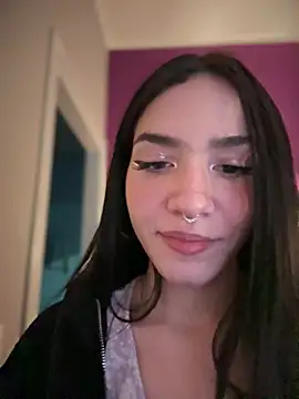 Snapshot of ShannonShanny chatting on 03/12/25, 05:17 ShannonShanny online show from 03/12/25, 05:17