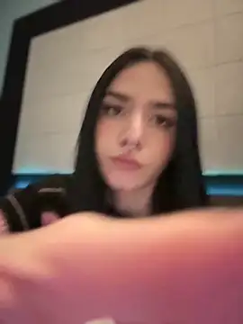 Snapshot of ShannonShanny chatting on 03/22/25, 06:47 ShannonShanny online show from 03/22/25, 06:47