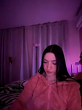 ShannonShanny online show from 12/15/25, 07:51