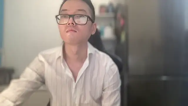 wangjian2324 online show from 11/20/25, 03:23