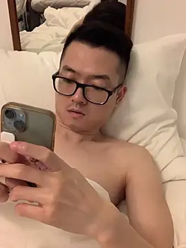 wangjian2324 online show from 11/23/25, 12:27