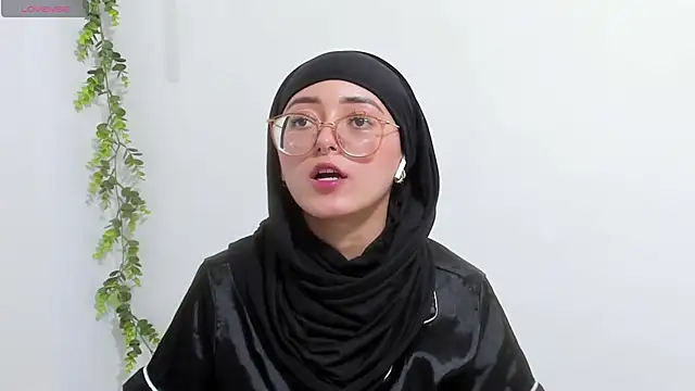 Snapshot of aysel_elid chatting on 01/13/25, 10:35 aysel elid online show from 01/13/25, 10:35