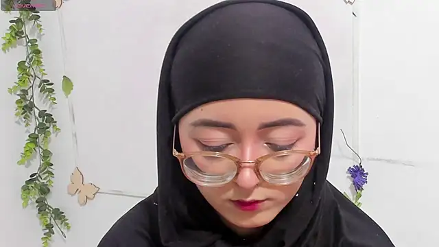 Snapshot of aysel_elid chatting on 10/26/25, 09:31 aysel elid online show from 10/26/25, 09:31