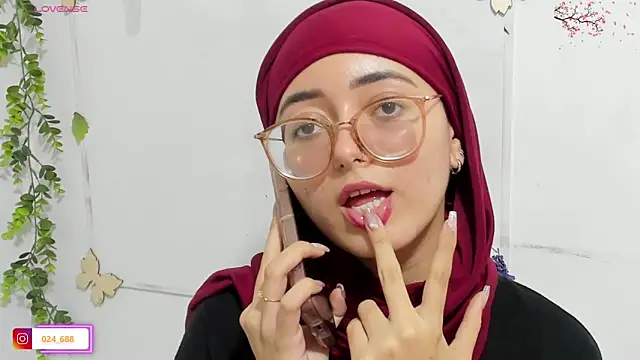 Snapshot of aysel_elid chatting on 11/13/25, 12:53 aysel elid online show from 11/13/25, 12:53