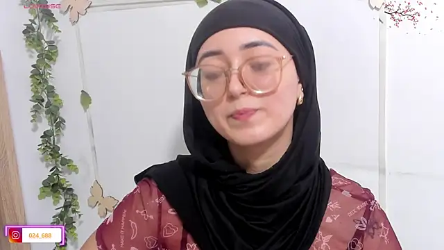 Snapshot of aysel_elid chatting on 06/15/26, 08:22 aysel elid online show from 06/15/26, 08:22
