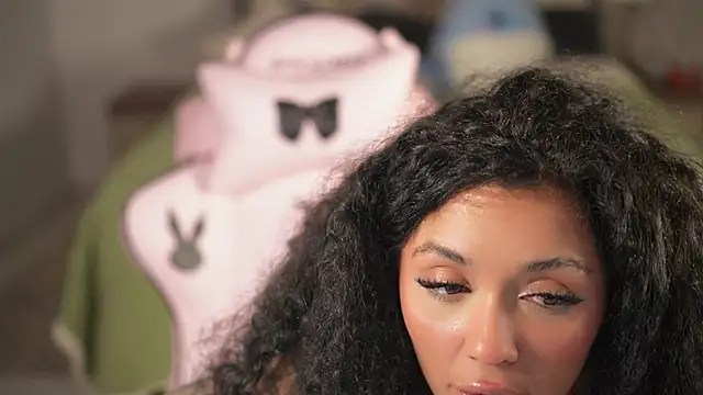 Moan4u online show from 12/16/24, 04:23