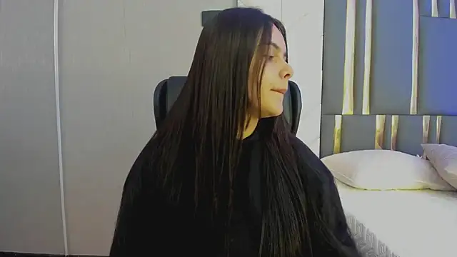ChloeHarper  online show from 06/27/26, 12:22