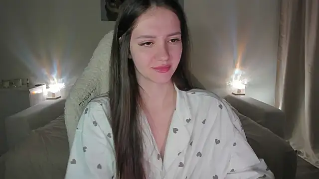 Snapshot of Sonia_moon_ chatting on 10/07/25, 02:31 Sonia moon online show from 10/07/25, 02:31