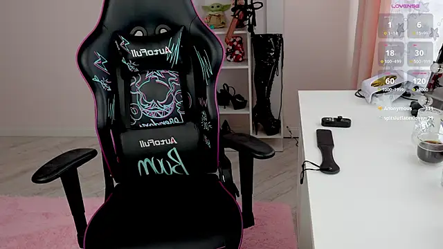 Latex Kitty online show from 05/12/26, 02:36