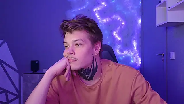 DENIS HERE online show from 12/30/24, 09:40