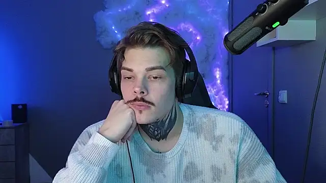 DENIS HERE online show from 01/30/25, 11:22