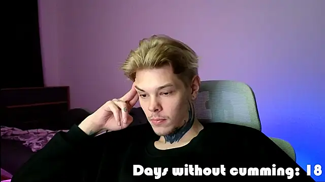 DENIS HERE online show from 05/11/26, 05:10