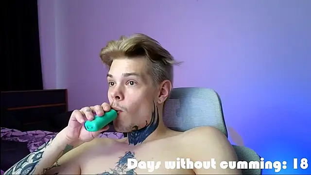 DENIS HERE online show from 05/12/26, 05:15