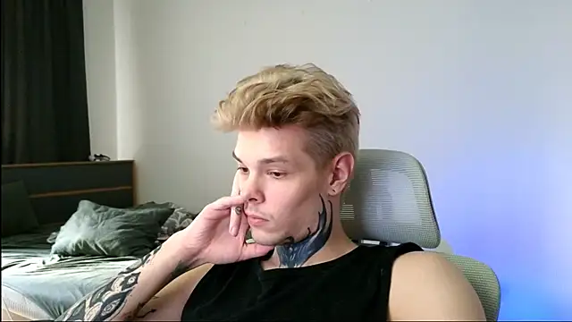 DENIS HERE online show from 05/15/26, 03:19