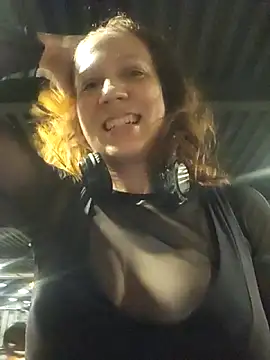 Exhibitionsplit online show from 10/29/25, 09:27