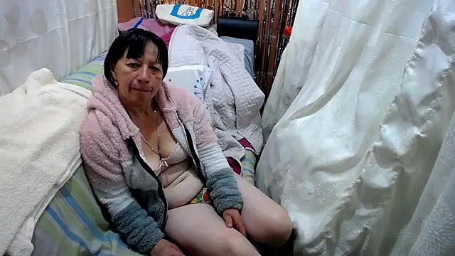 Snapshot of Malaya88 chatting on 11/14/25, 04:22 Malaya88 online show from 11/14/25, 04:22