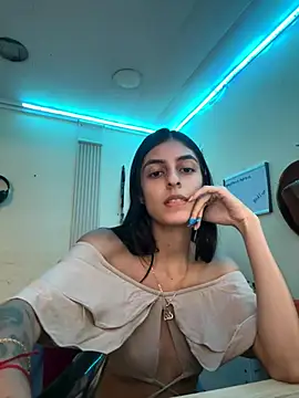 cristel 17 online show from 12/01/24, 09:37