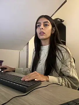 cristel 17 online show from 02/13/25, 01:29