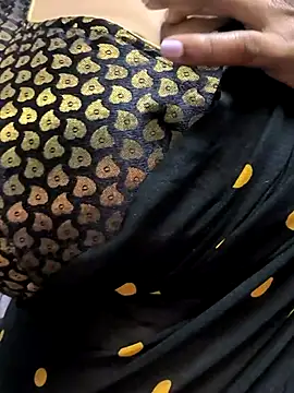 Snapshot of Shreya727 chatting on 01/12/26, 10:31 Shreya727 online show from 01/12/26, 10:31