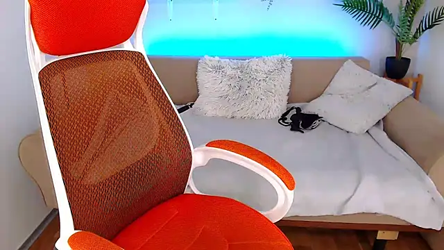 Snapshot of RedHeadBridget chatting on 02/06/25, 09:11 RedHeadBridget online show from 02/06/25, 09:11