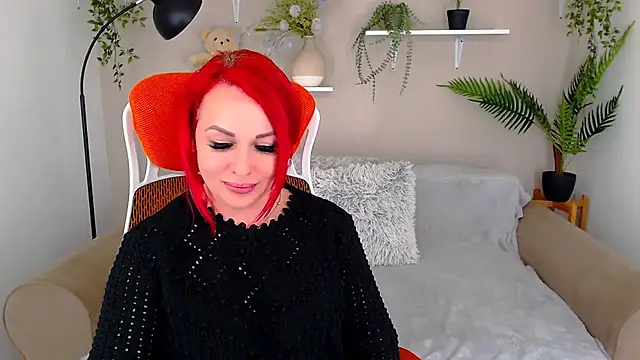 Snapshot of RedHeadBridget chatting on 03/14/25, 12:29 RedHeadBridget online show from 03/14/25, 12:29