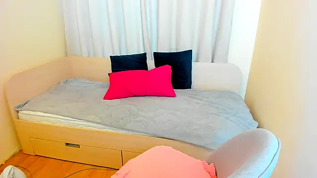 Snapshot of RedHeadBridget chatting on 01/17/26, 05:56 RedHeadBridget online show from 01/17/26, 05:56