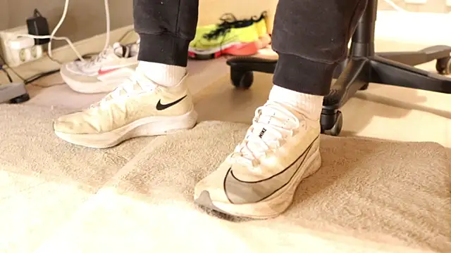 SneakerMaster  online show from 02/01/26, 08:13