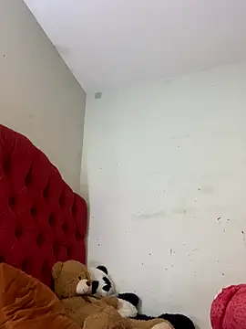 Snapshot of LISA_BULLOCK_ chatting on 11/05/25, 12:10 LISA BULLOCK online show from 11/05/25, 12:10