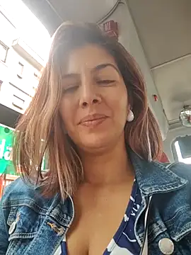 scarlett moore online show from 09/18/25, 03:47