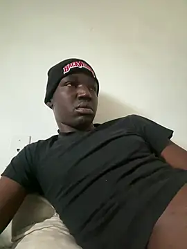 Snapshot of Atlantalitty chatting on 12/17/24, 07:26 Atlantalitty online show from 12/17/24, 07:26