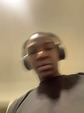 Snapshot of Atlantalitty chatting on 12/22/24, 07:22 Atlantalitty online show from 12/22/24, 07:22