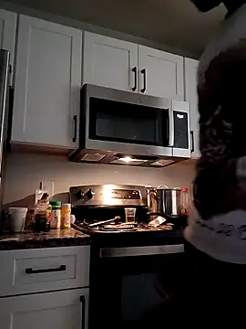 Snapshot of Atlantalitty chatting on 10/31/25, 01:34 Atlantalitty online show from 10/31/25, 01:34