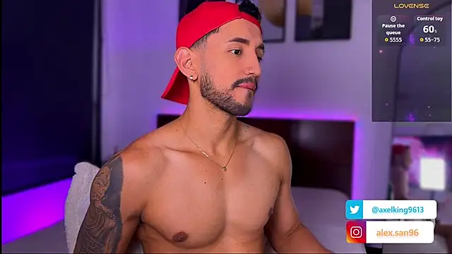 AxelKing1326 online show from 11/25/25, 09:26