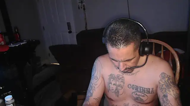 Snapshot of jess2fuck chatting on 10/30/25, 02:57 jess2fuck online show from 10/30/25, 02:57