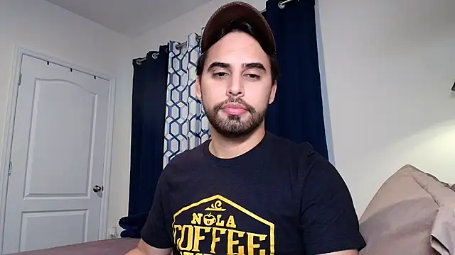 Snapshot of thonylewys chatting on 09/27/25, 10:37 thonylewys online show from 09/27/25, 10:37