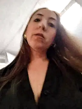 Snapshot of Mia_Novikov chatting on 11/25/25, 08:53 Mia Novikov online show from 11/25/25, 08:53