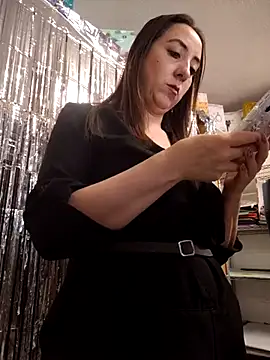 Snapshot of Mia_Novikov chatting on 02/04/26, 06:03 Mia Novikov online show from 02/04/26, 06:03