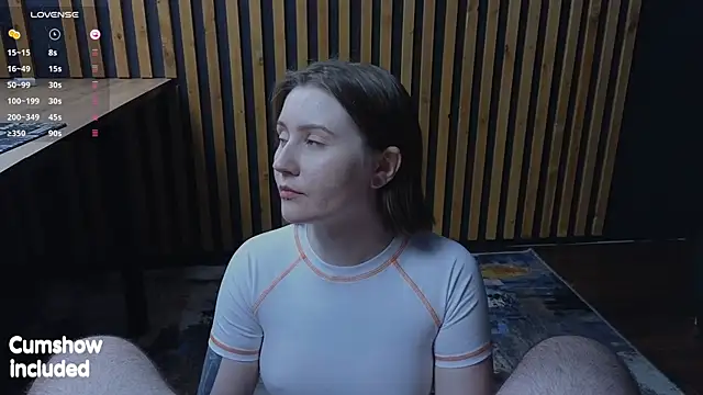 Snapshot of alicepugh chatting on 10/28/25, 06:54 alicepugh online show from 10/28/25, 06:54