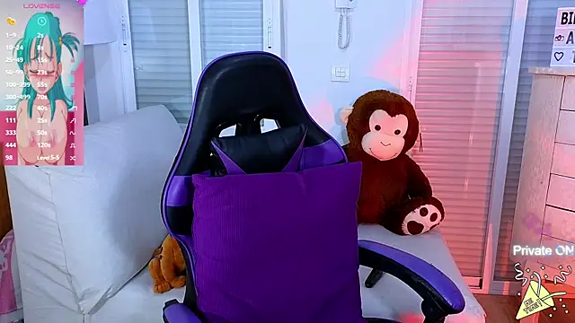 Tawny cox online show from 12/19/24, 03:29