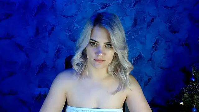 Snapshot of nika_gold1 chatting on 12/28/24, 05:35 nika gold1 online show from 12/28/24, 05:35