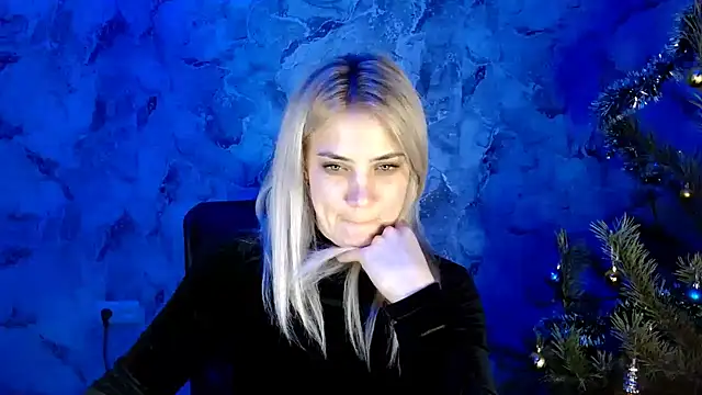 Snapshot of nika_gold1 chatting on 01/14/25, 10:23 nika gold1 online show from 01/14/25, 10:23