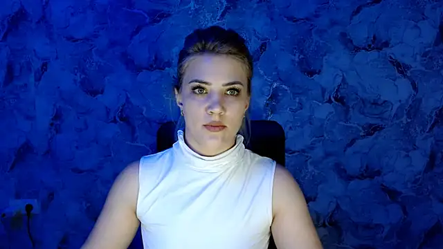 Snapshot of nika_gold1 chatting on 03/12/25, 07:38 nika gold1 online show from 03/12/25, 07:38