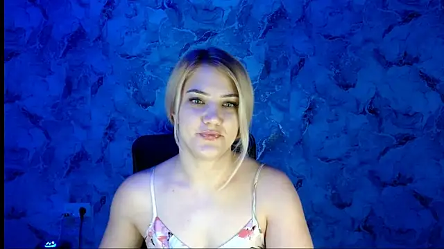 Snapshot of nika_gold1 chatting on 01/13/26, 08:25 nika gold1 online show from 01/13/26, 08:25