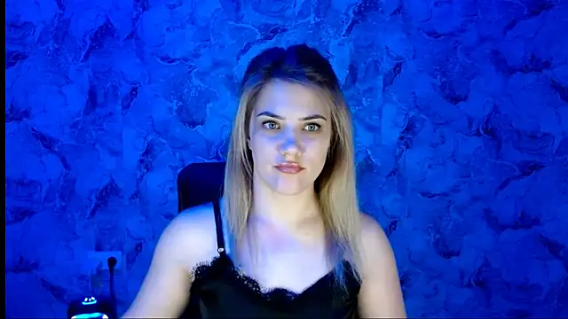 Snapshot of nika_gold1 chatting on 02/28/26, 03:02 nika gold1 online show from 02/28/26, 03:02