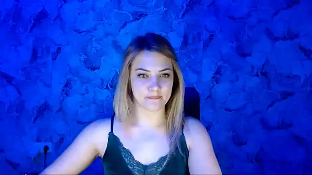 Snapshot of nika_gold1 chatting on 03/11/26, 09:10 nika gold1 online show from 03/11/26, 09:10