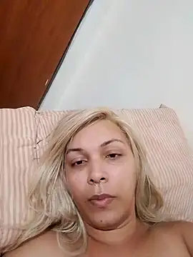 Snapshot of transgirl26 chatting on 01/22/25, 10:05 transgirl26 online show from 01/22/25, 10:05