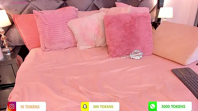 sofhiaa adaams online show from 02/17/25, 08:36